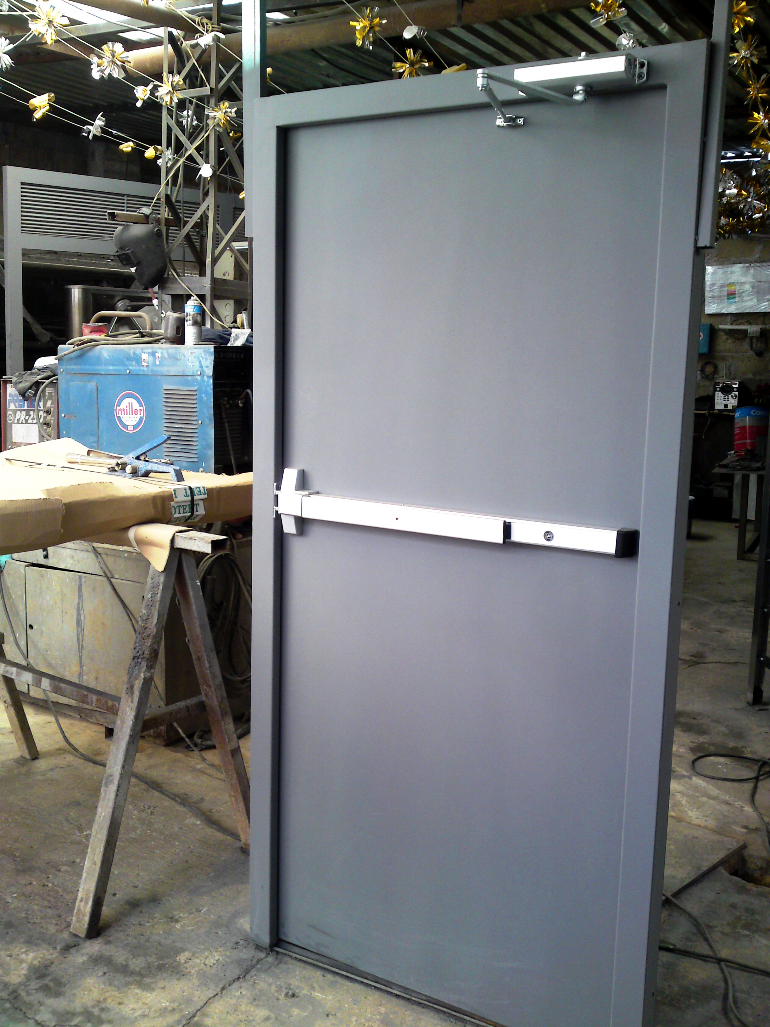 PUERTAS DE SEGURIDAD » TOJANDE SA DE CV